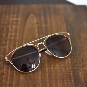 NEW Guess sunglasses!